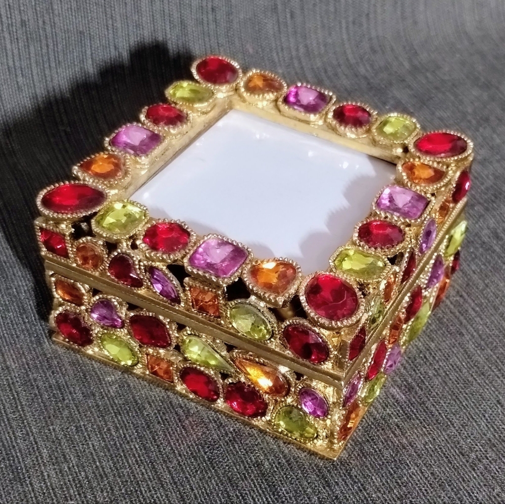 Gorgeous Little Jewel Covered Metal Trinket Box w/ Photo Window (Approx. 3"x 3")